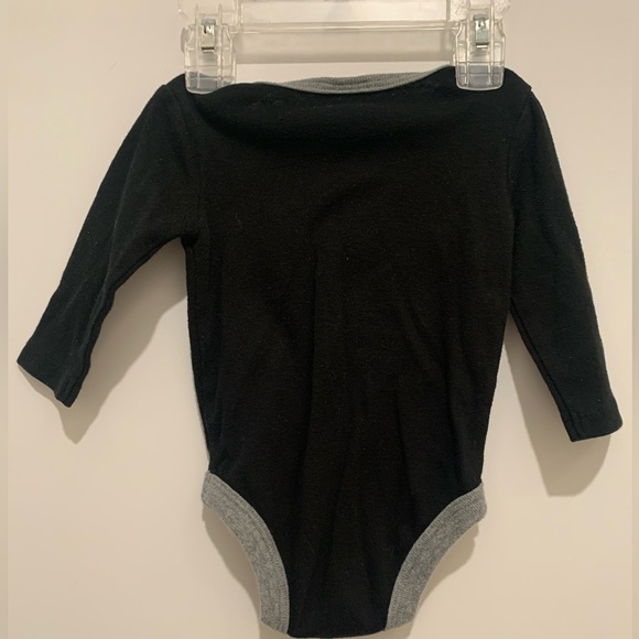 Batman long sleeve black onesie. Size 3-6 months. - Picture 2 of 5